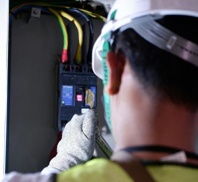 curso-hse-enr-sector-industrial-primer-respondiente-en-emergencias-electricas-escuela-rescate